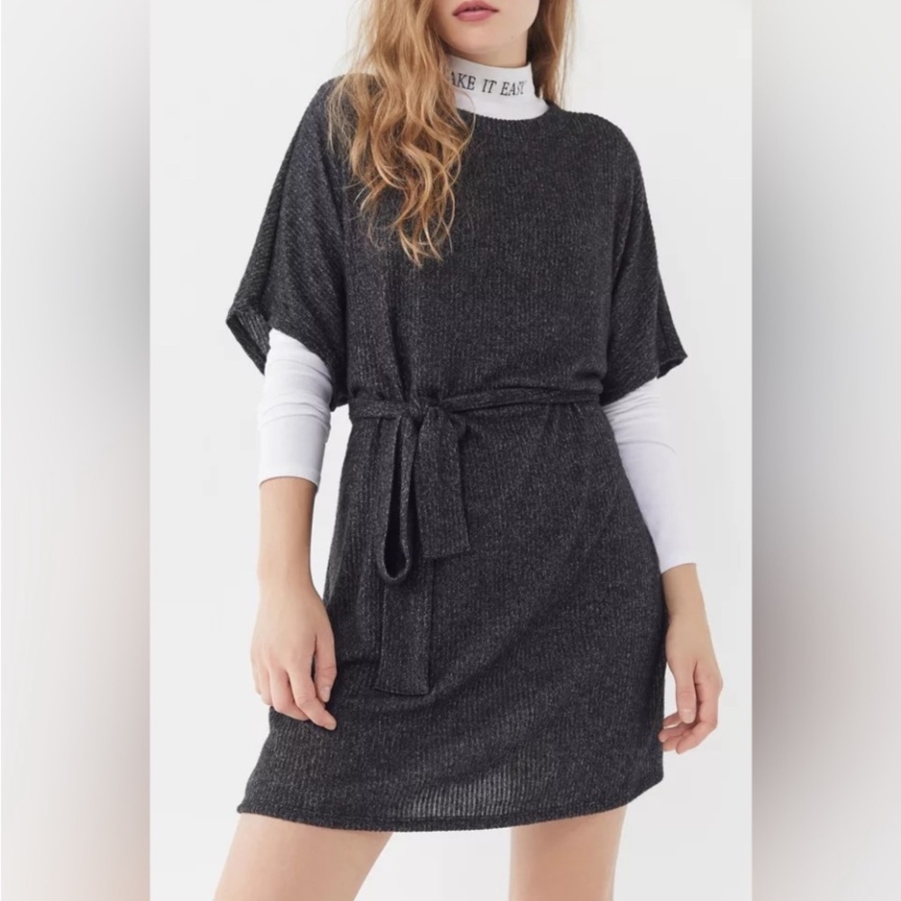 👚Urban Outfitters Soft Cozy Ribbed Tie Wrap Sweater Mini Dress Size(M)Blk